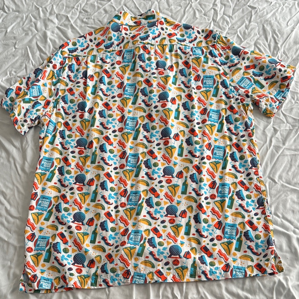 Reyn Spooner Vibrant Patterned Men's Shirt Disney Food and Wine Festival 2023 - Picture 2 of 5